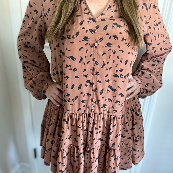 Dresses & Skirts - Women’s ruffled tiered dress